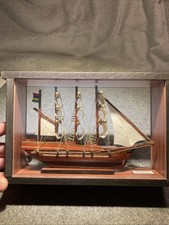 Mauritius Schiff In Vitrine