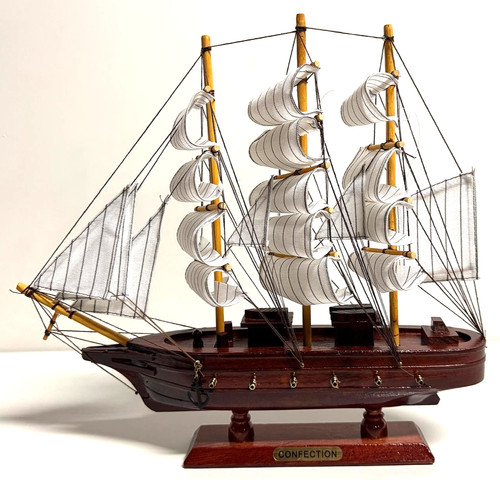 Segelschiff aus holz - aus,