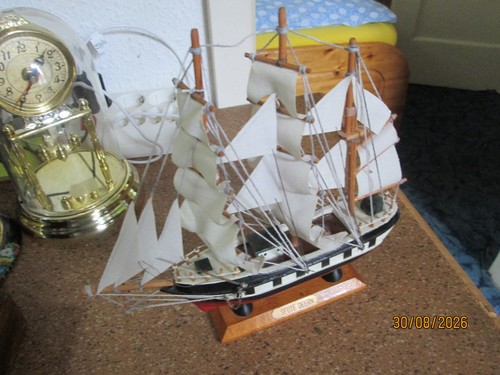 Schönes segelschiff modell - segelschiff,